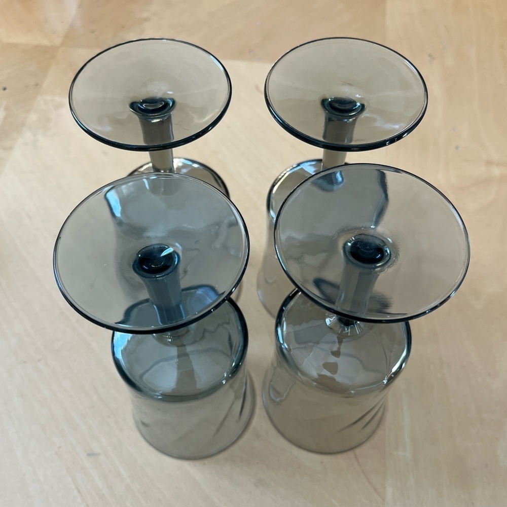Vintage Libbey Smoke Gray Optic Swirl goblet set of 4, 8 oz. - Picture 10 of 16